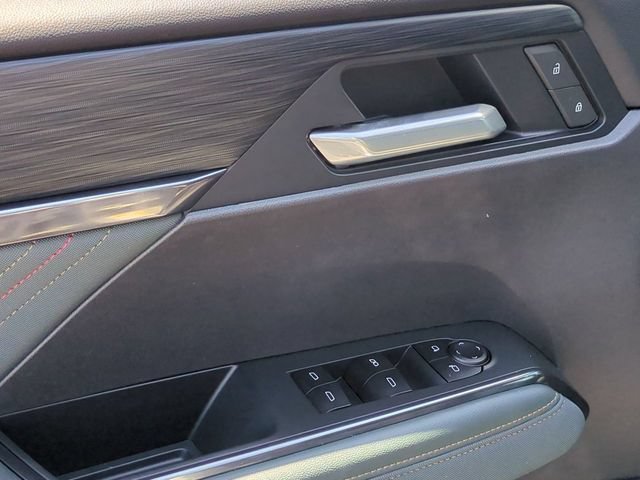 Used 2025 GMC Acadia AT4 AWD/4WD image 44