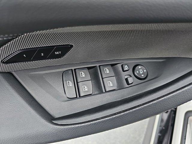 Used 2025 BMW 430i w/ Parking Assistance Package image 28