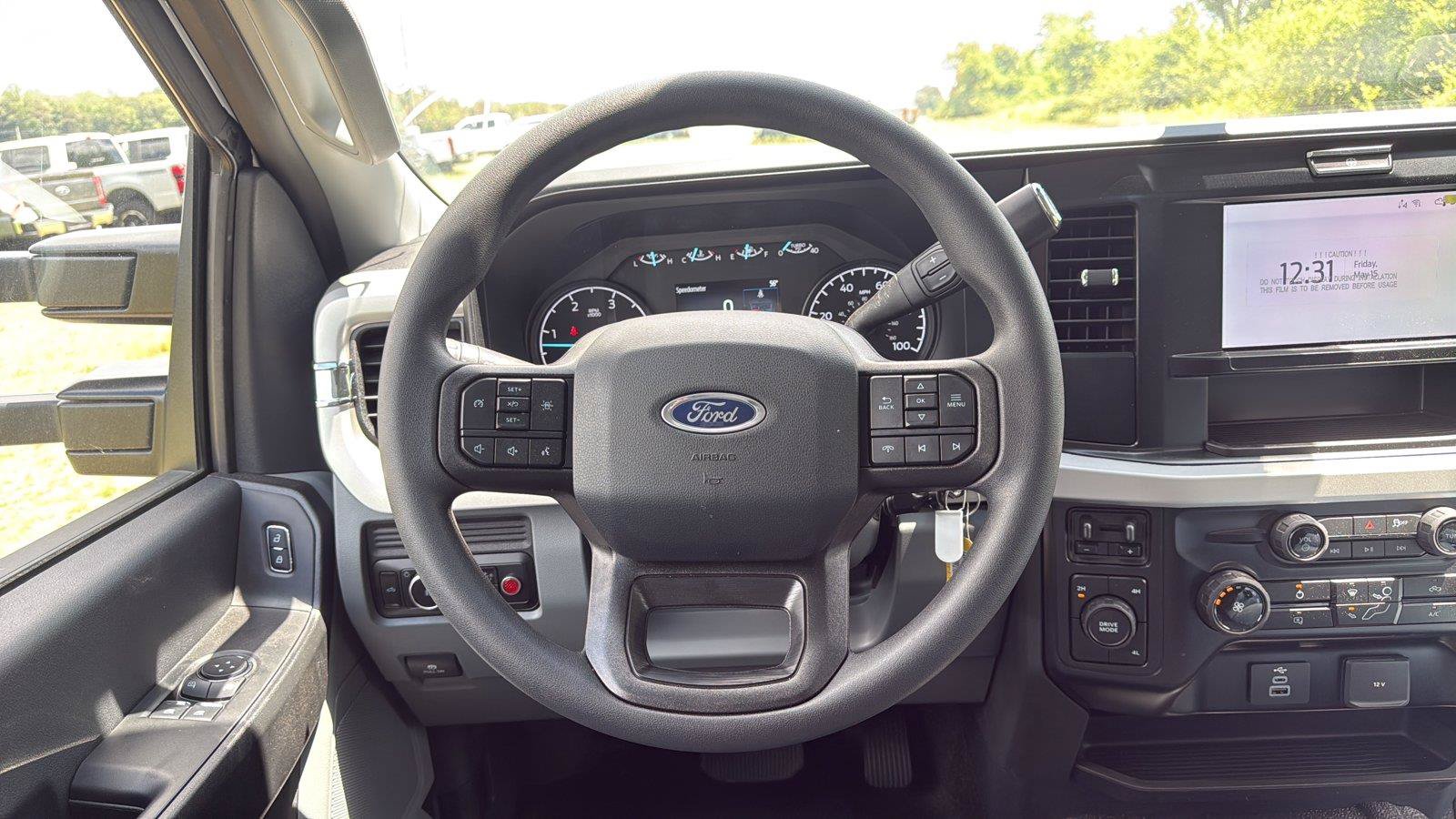New 2026 Ford F350 XL w/ XL Chrome Package AWD/4WD image 14