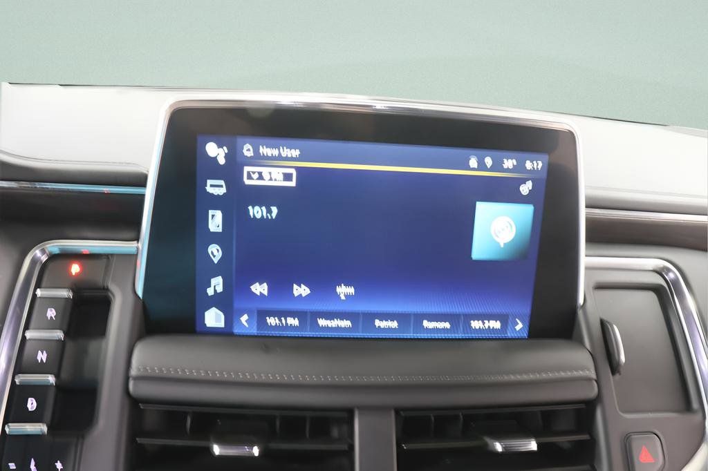 Used 2024 Chevrolet Suburban LT AWD/4WD image 11
