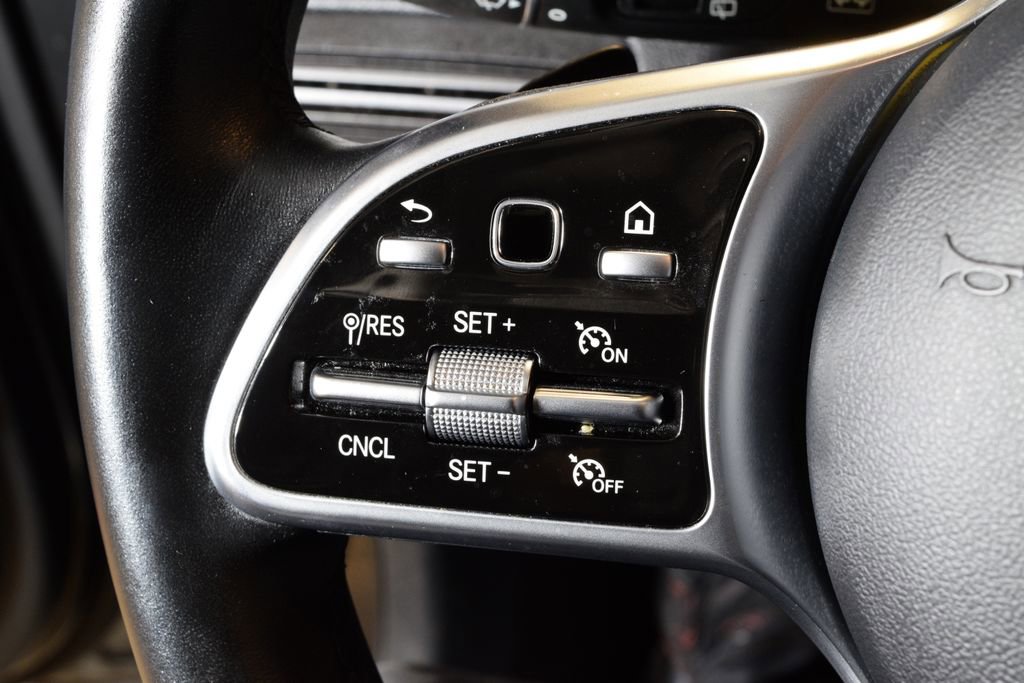 Used 2021 Mercedes-Benz GLC 300 4MATIC image 19