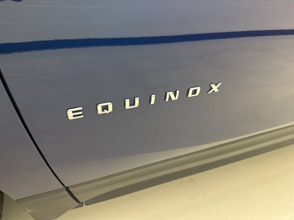 Used 2023 Chevrolet Equinox LS AWD/4WD image 12