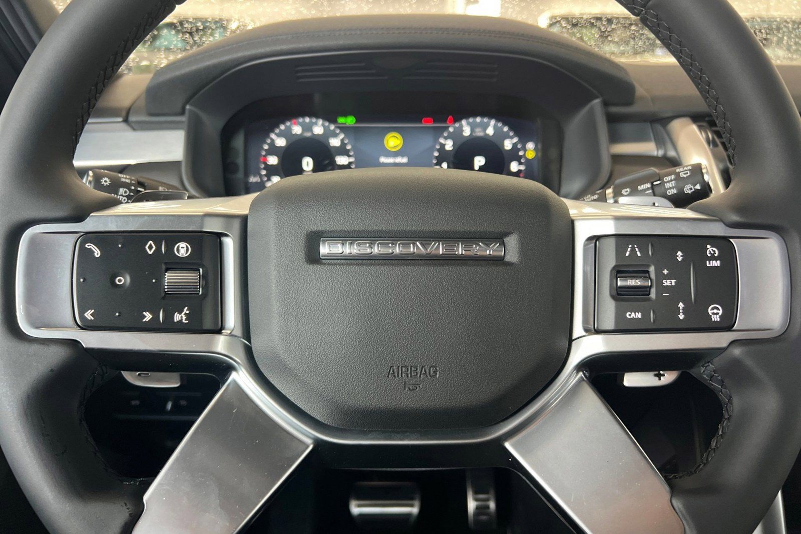 New 2026 Land Rover Discovery Limited Edition AWD/4WD image 22
