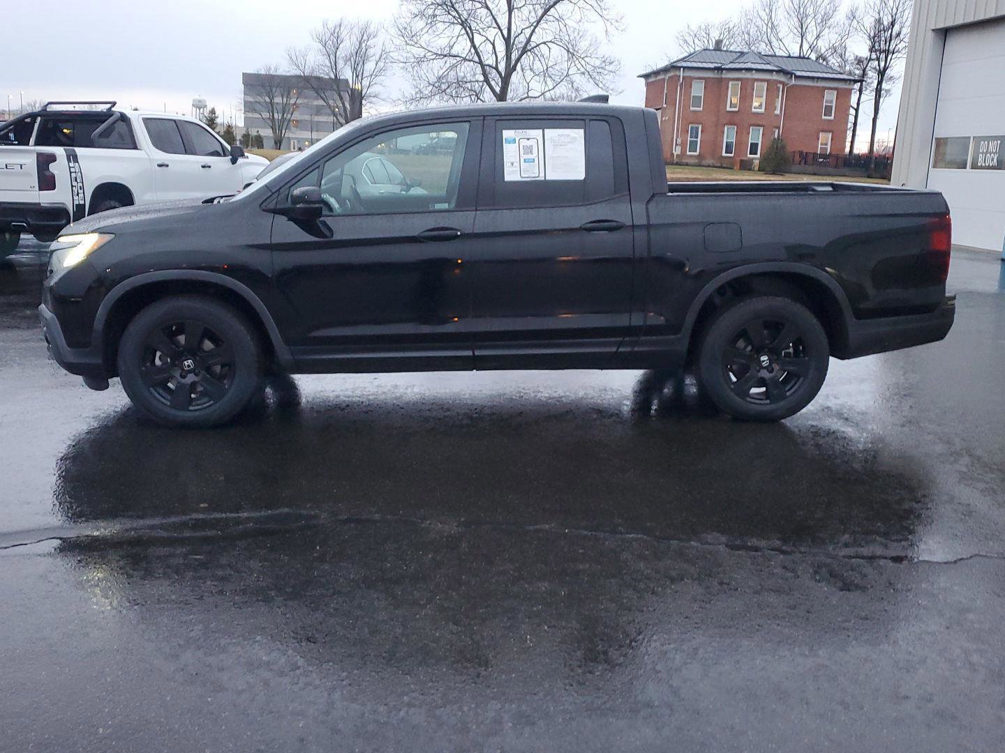 Used 2020 Honda Ridgeline Black Edition image 3