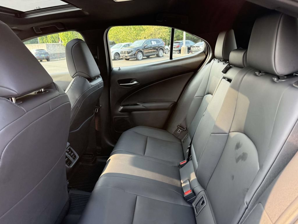 Used 2025 Lexus UX 300h AWD w/ Accessory Package (Z1) image 17