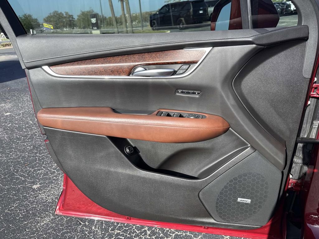 Used 2020 Cadillac XT5 Premium Luxury image 18