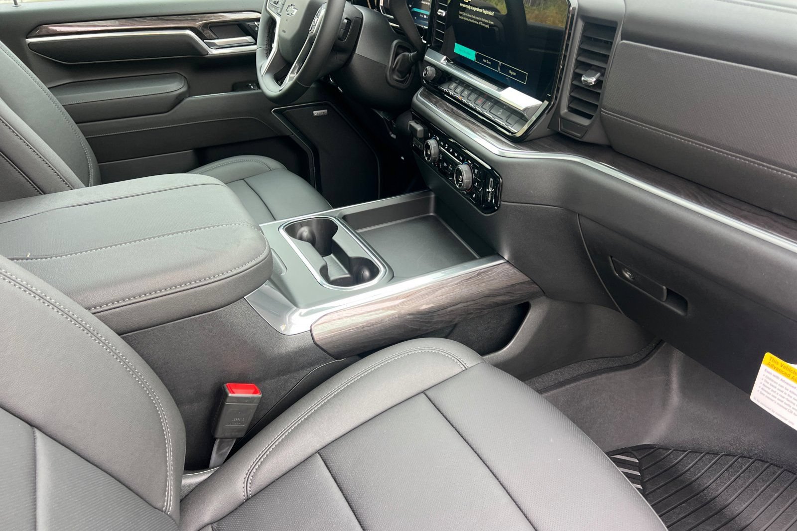 New 2026 Chevrolet Silverado 2500 LTZ w/ LTZ Plus Package AWD/4WD image 15