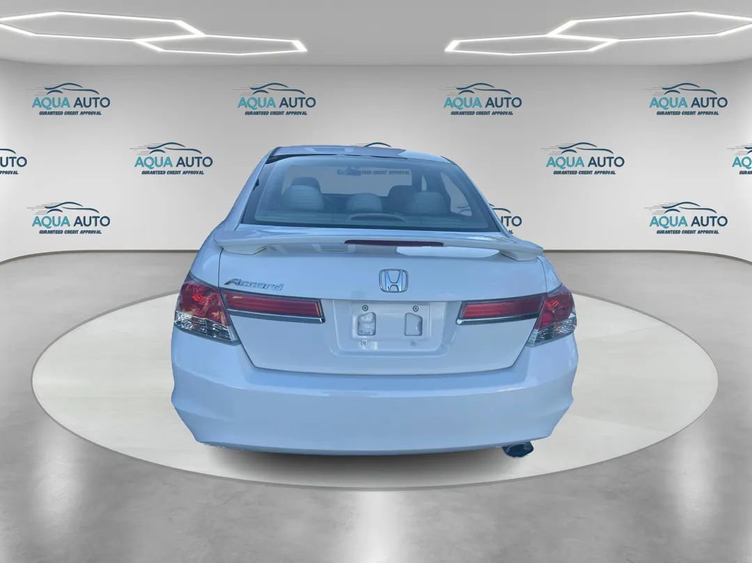 Used 2011 Honda Accord LX-P image 5