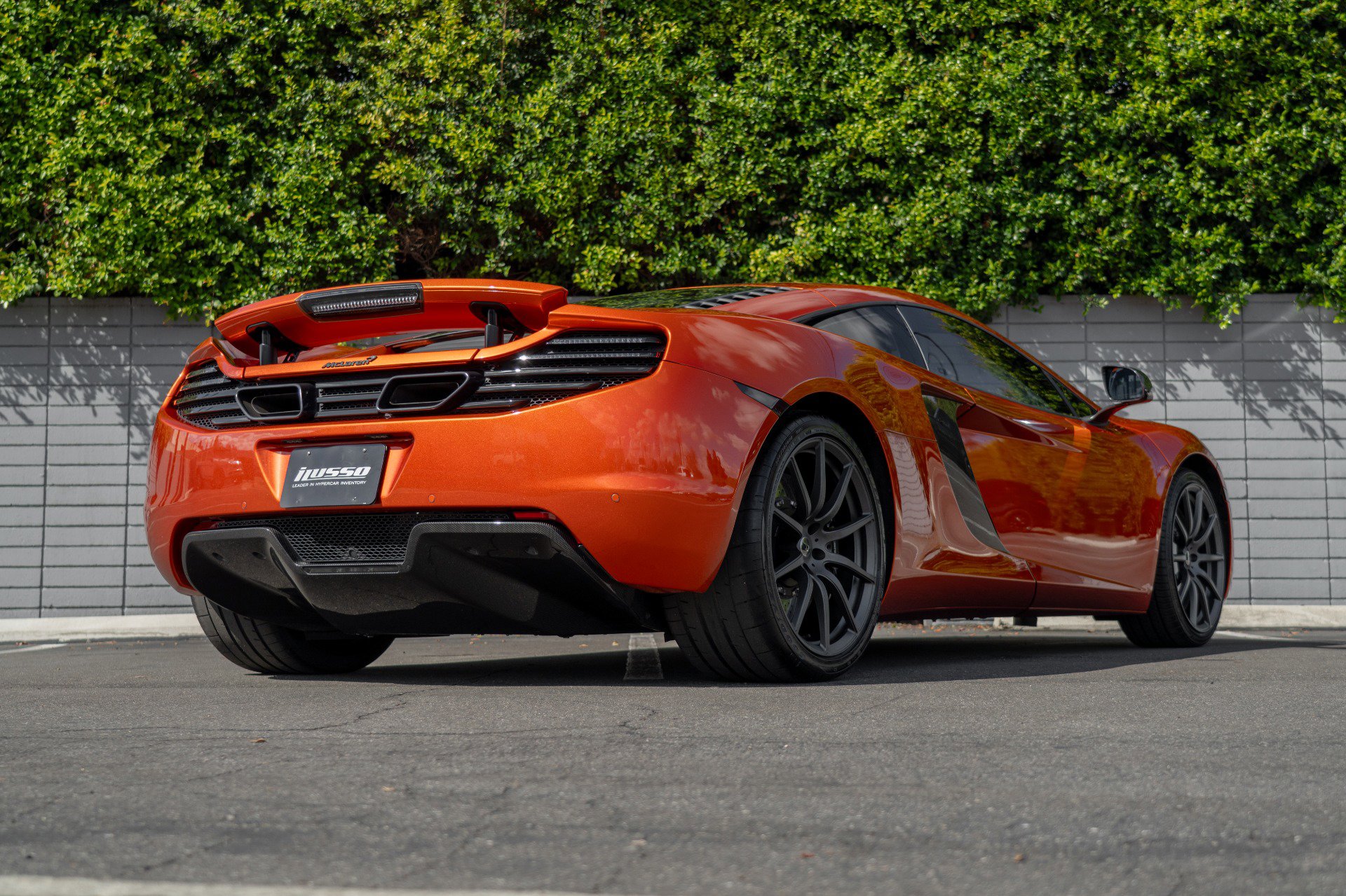 Used 2012 McLaren MP4-12C Coupe image 32