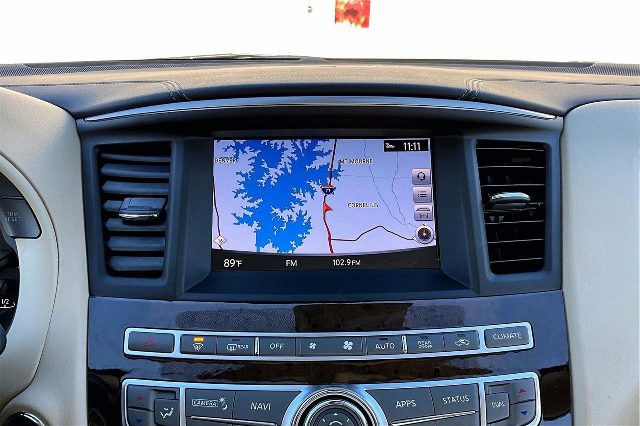 Used 2017 INFINITI QX60 Luxe w/ Deluxe Technology Package image 13