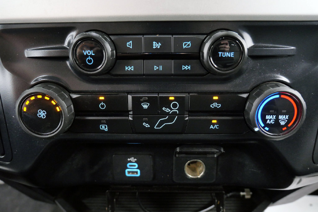 Used 2024 Ford F250 XL w/ STX Appearance Package AWD/4WD image 29