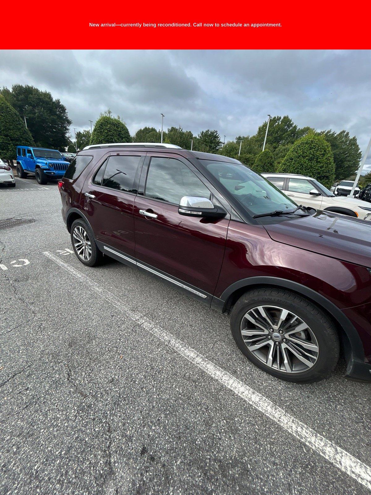 Used 2019 Ford Explorer Platinum AWD/4WD image 18