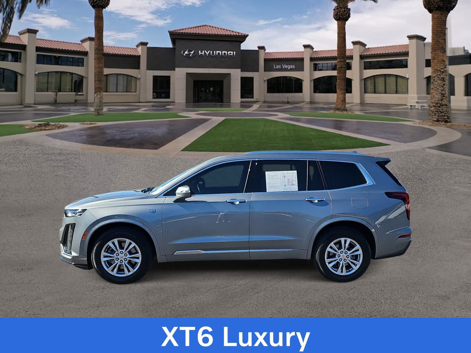 Used 2024 Cadillac XT6 Luxury w/ LPO, Floor Liner Package FWD image 5