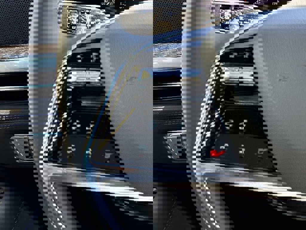 New 2026 Cadillac Escalade IQL Luxury image 15