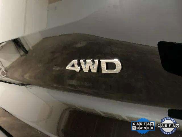 Used 2024 Nissan Pathfinder S image 97