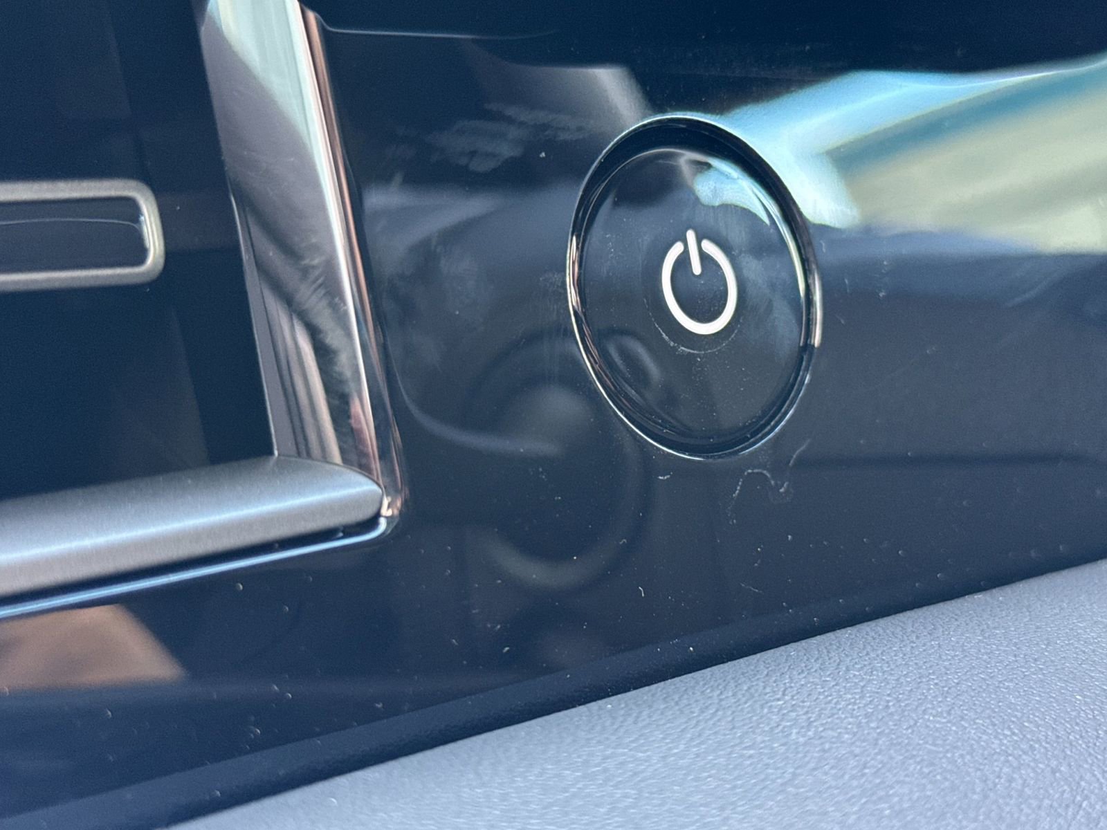 New 2026 Porsche Taycan image 26