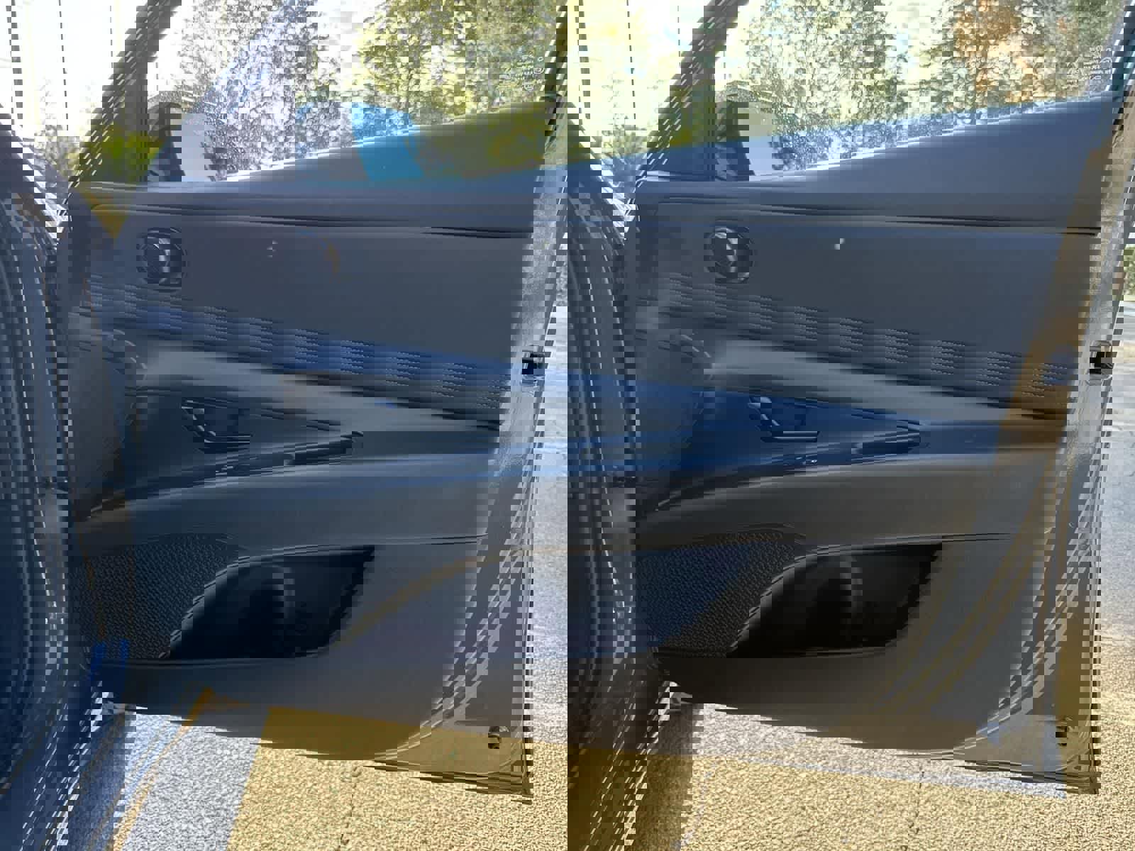 Certified 2025 Hyundai Elantra SEL image 35