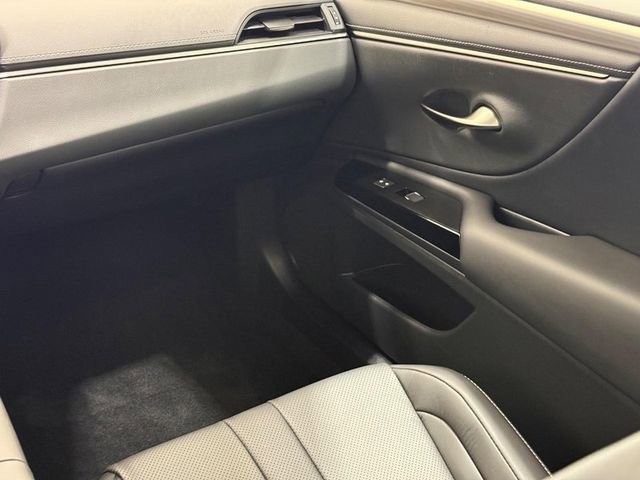 Used 2023 Lexus ES 350 F Sport w/ Protection Package (P2) FWD image 14