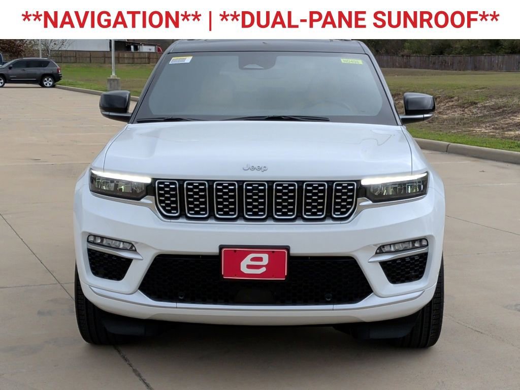 New 2025 Jeep Grand Cherokee Summit image 2