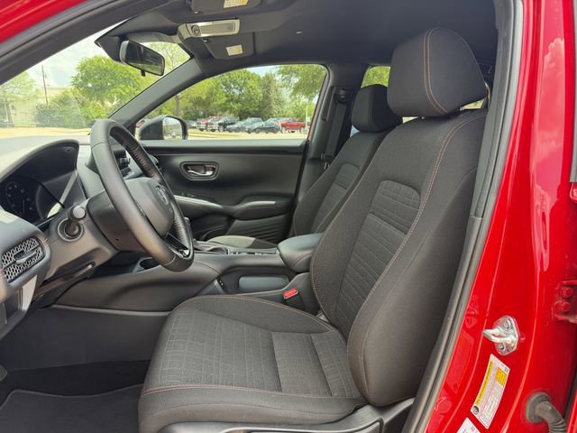 Used 2025 Honda HR-V Sport image 25