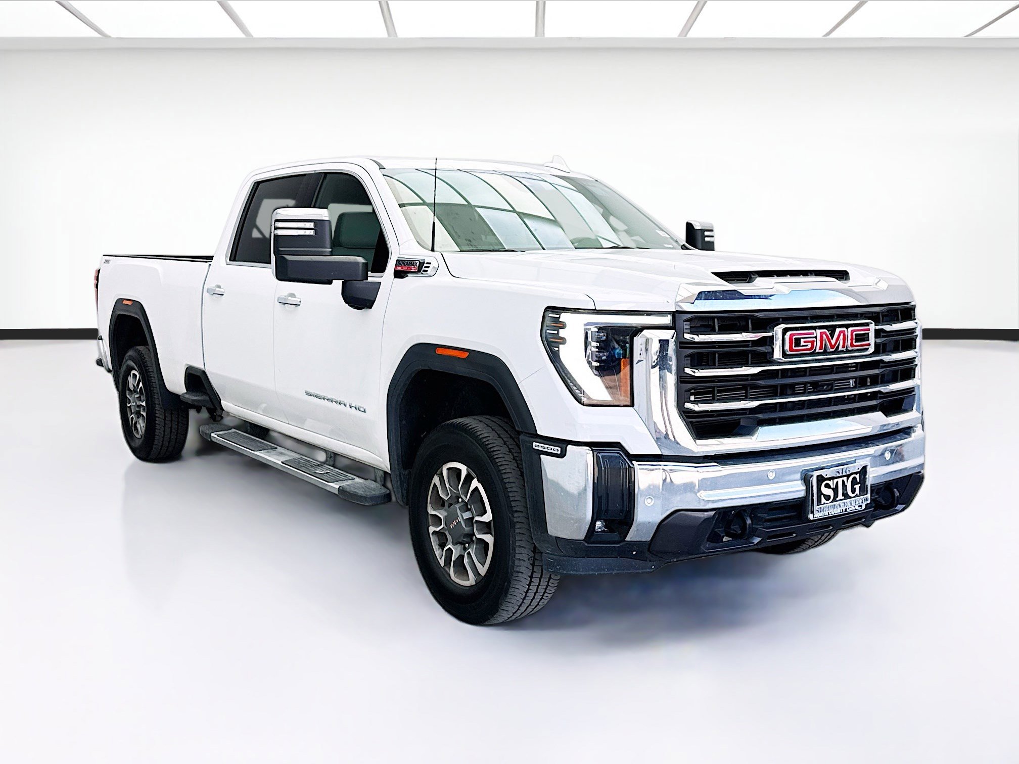 Used 2024 GMC Sierra 2500 SLT w/ SLT Convenience Package AWD/4WD image 3