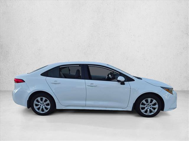 Certified 2025 Toyota Corolla LE FWD image 4
