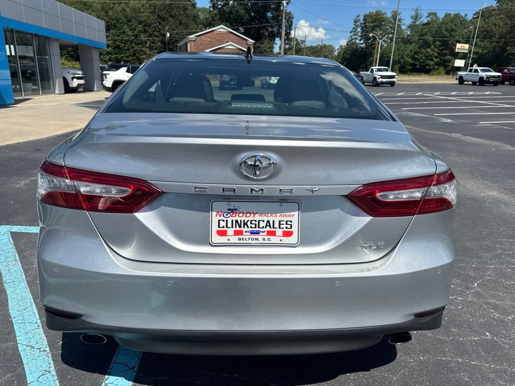 Used 2018 Toyota Camry XLE w/ Driver Assist Package FWD image 7