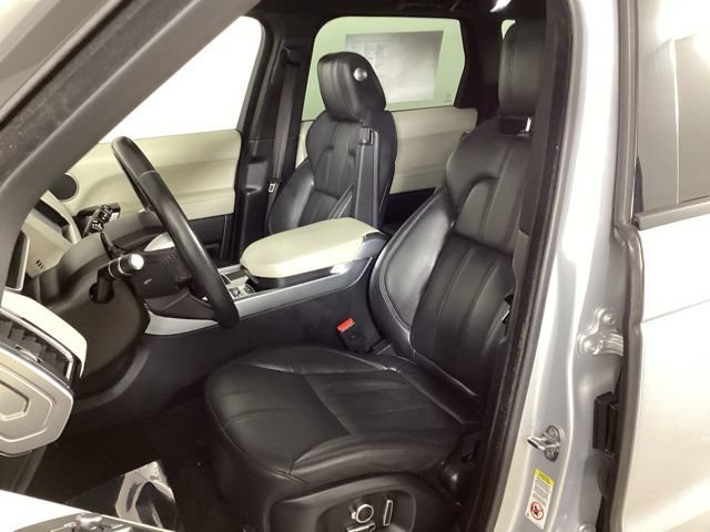 Used 2017 Land Rover Range Rover Sport HSE AWD/4WD image 30