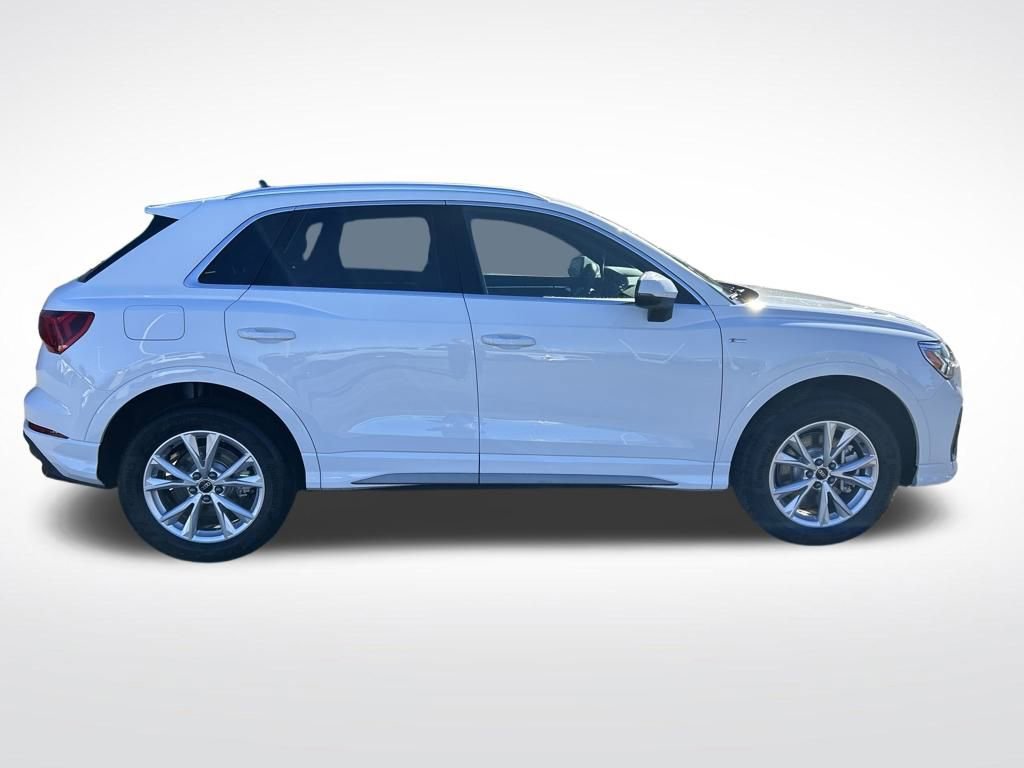 New 2025 Audi Q3 2.0T Premium image 6