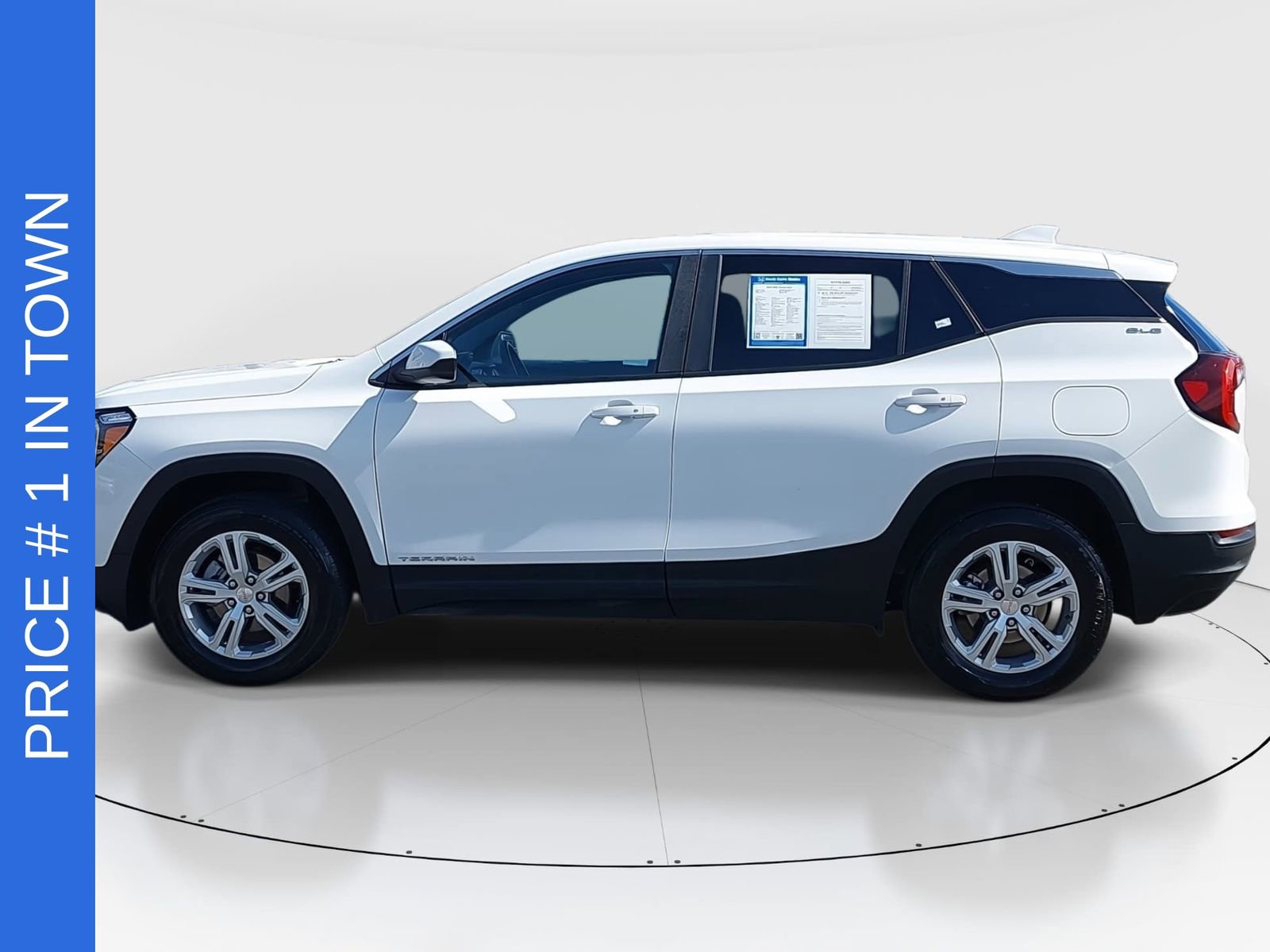 Used 2024 GMC Terrain SLE AWD/4WD image 8