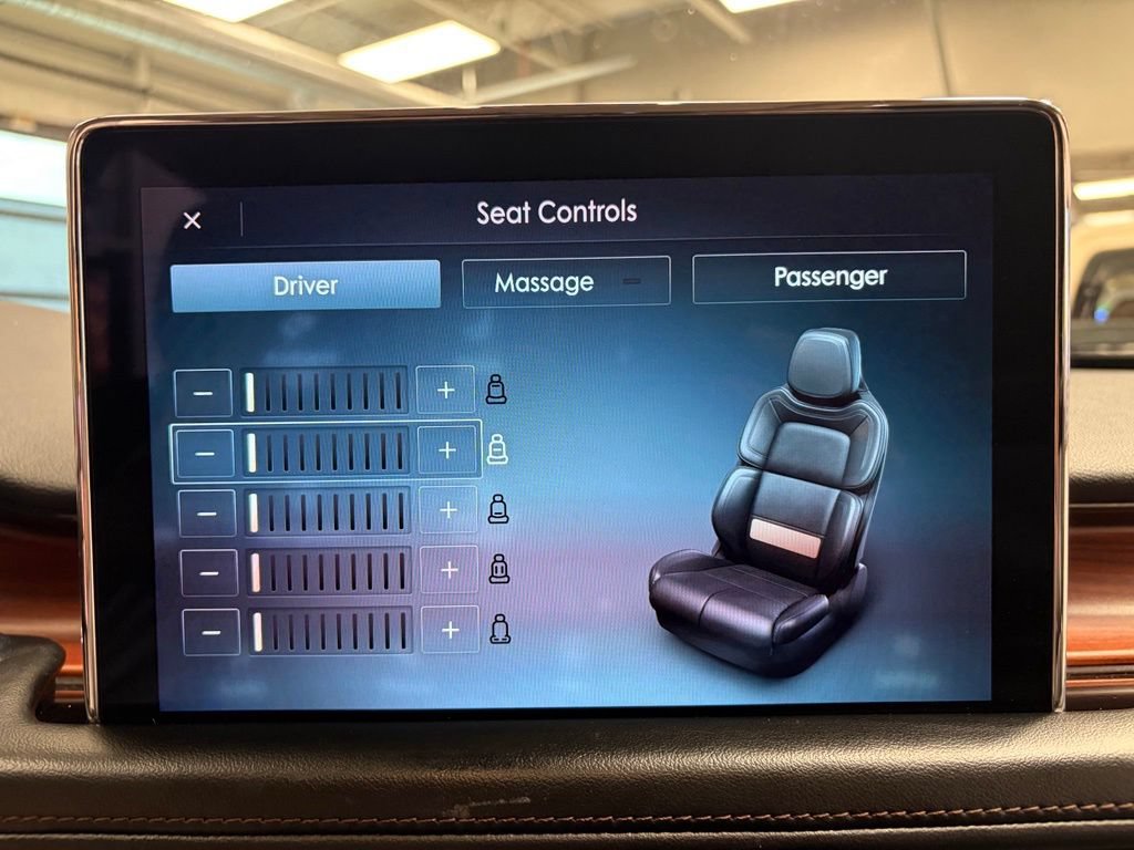 Used 2021 Lincoln Aviator Reserve w/ Equipment Group 202A AWD/4WD image 23