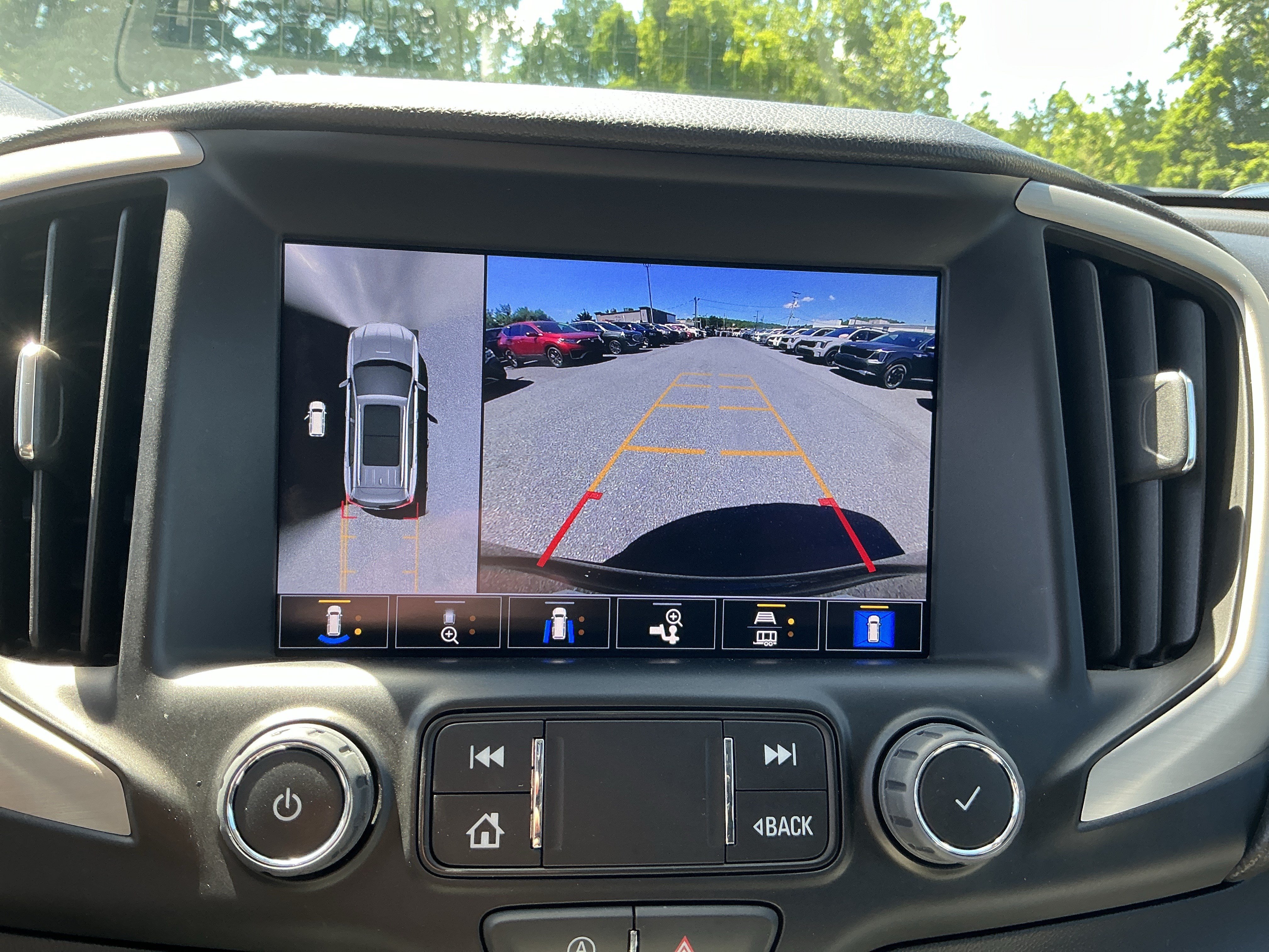 Used 2023 GMC Terrain Denali w/ Black Diamond Edition AWD/4WD image 24