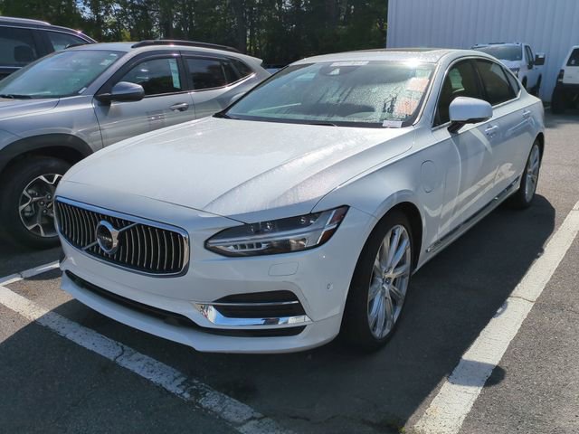 Used 2018 Volvo S90 T8 Inscription w/ Convenience Package AWD/4WD image 2