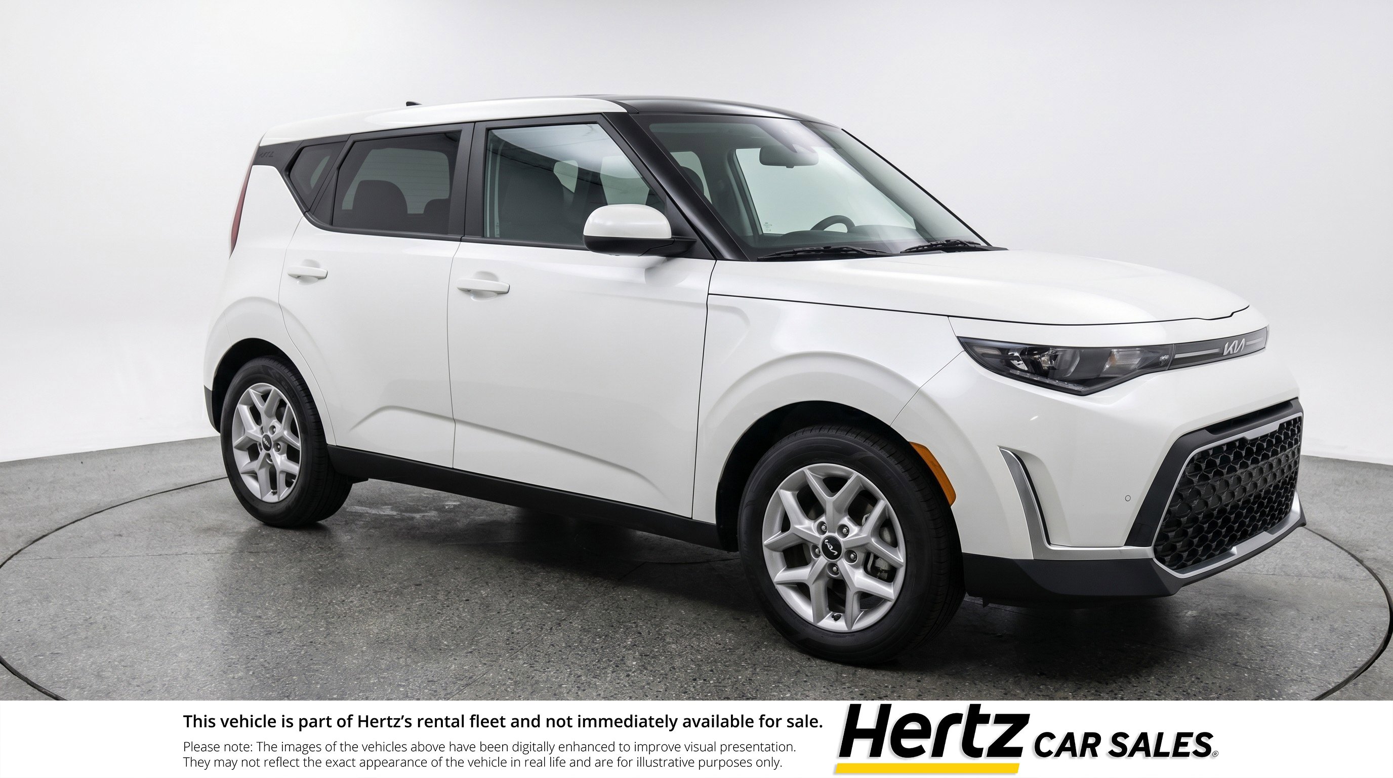 Used 2025 Kia Soul LX w/ LX Technology Package FWD image 1