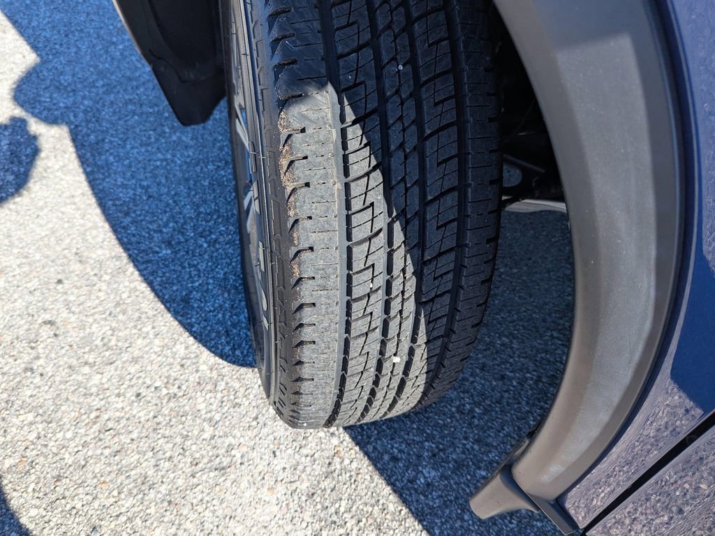 Used 2023 Nissan Rogue SV image 30