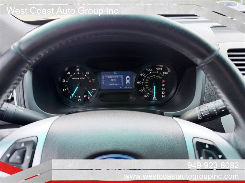 Used 2015 Ford Explorer XLT AWD/4WD image 23