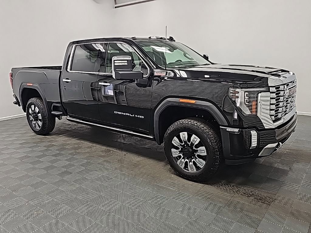 New 2026 GMC Sierra 2500 Denali w/ Denali Reserve Package image 2