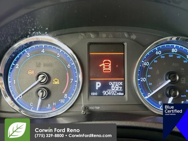 Used 2018 Toyota Corolla LE FWD image 15