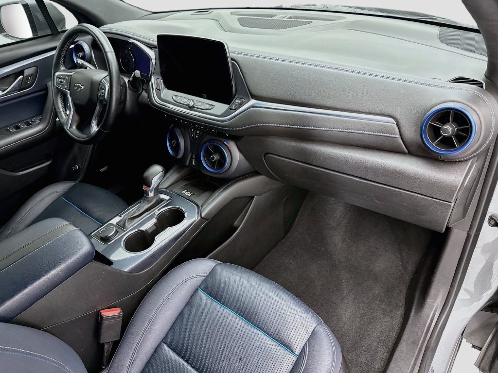 Used 2023 Chevrolet Blazer RS FWD image 16