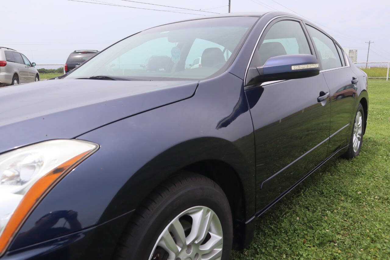Used 2012 Nissan Altima 2.5 SL w/ 2.5SL Pkg FWD image 19