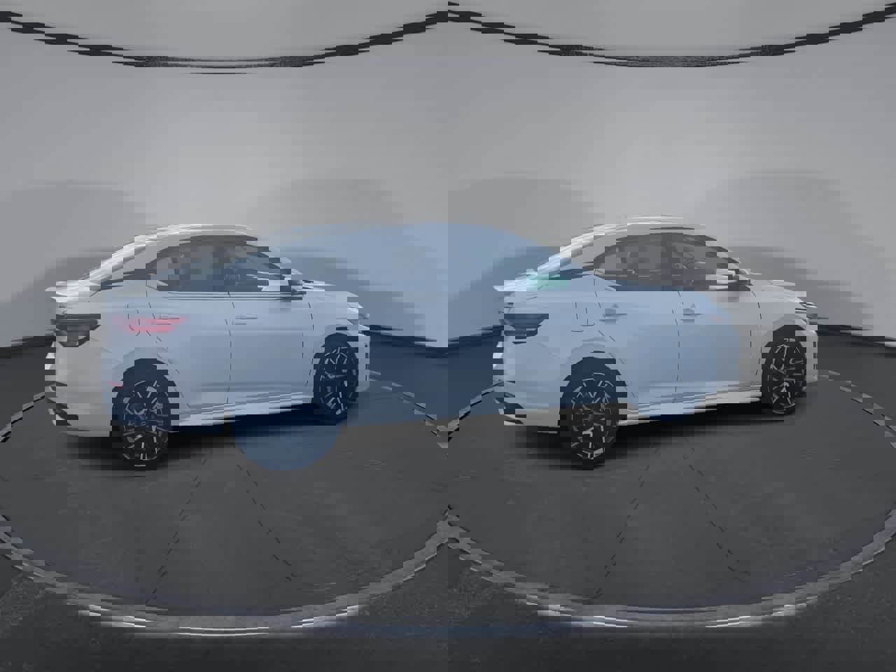 Used 2025 Nissan Sentra SR w/ SR Premium Package FWD image 2