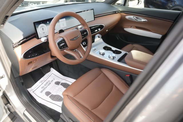 Used 2026 Genesis GV70 2.5T Advanced image 8