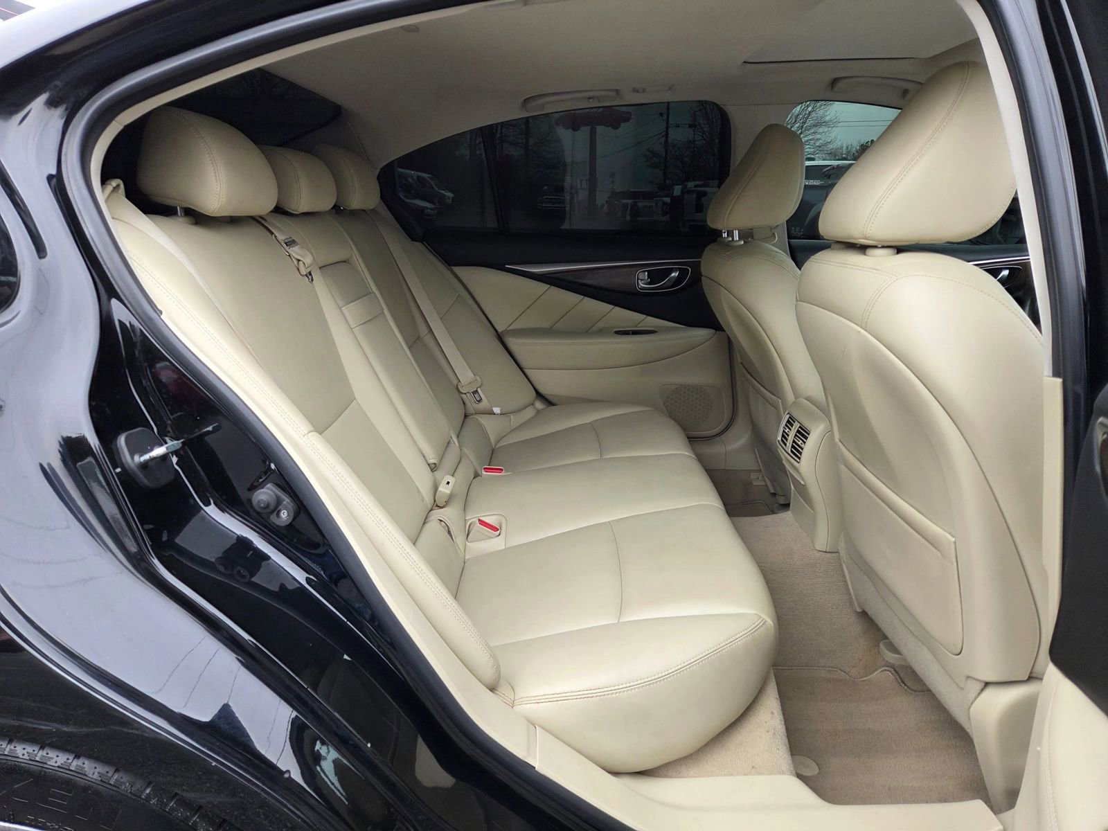 Used 2018 INFINITI Q50 Luxe w/ Essential Package (3.0T Luxe) image 13