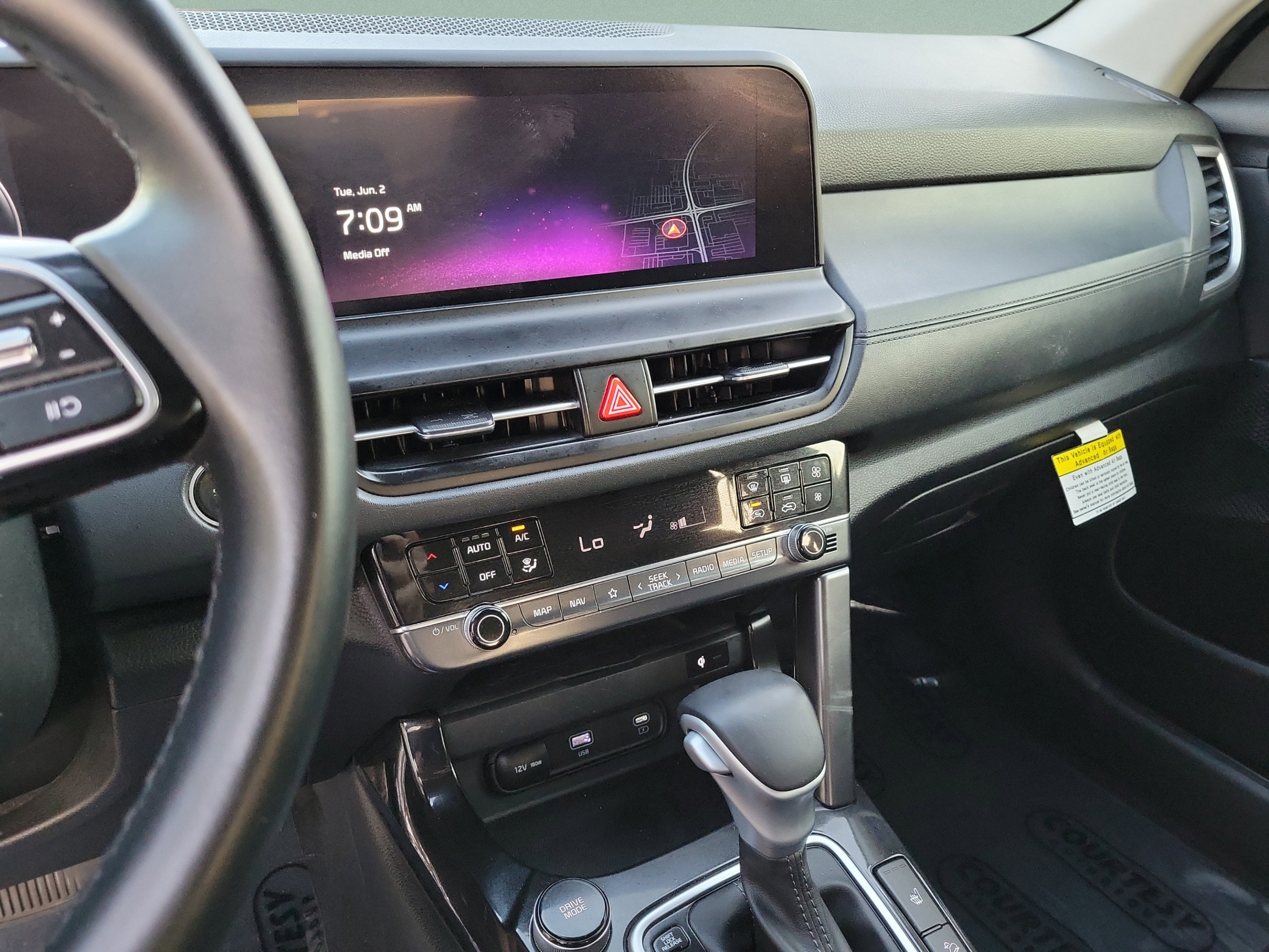 Certified 2024 Kia Seltos EX FWD image 25