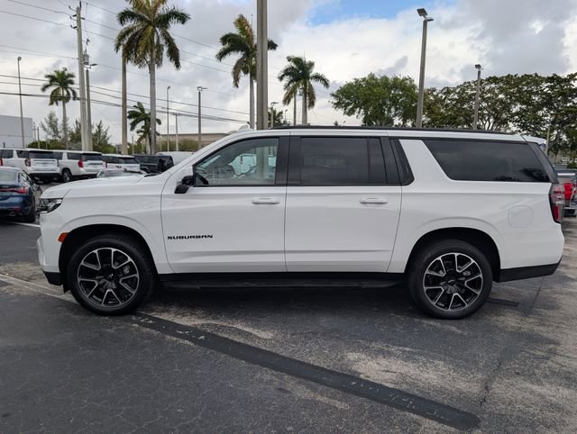 Used 2023 Chevrolet Suburban RST w/ Luxury Package image 4