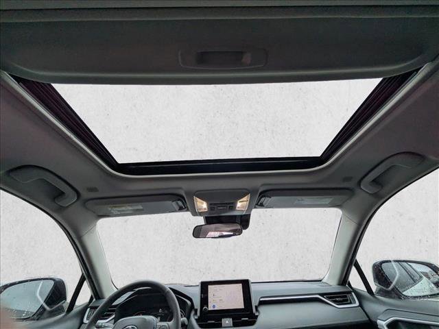 Certified 2025 Toyota RAV4 XLE w/ Convenience Package image 19
