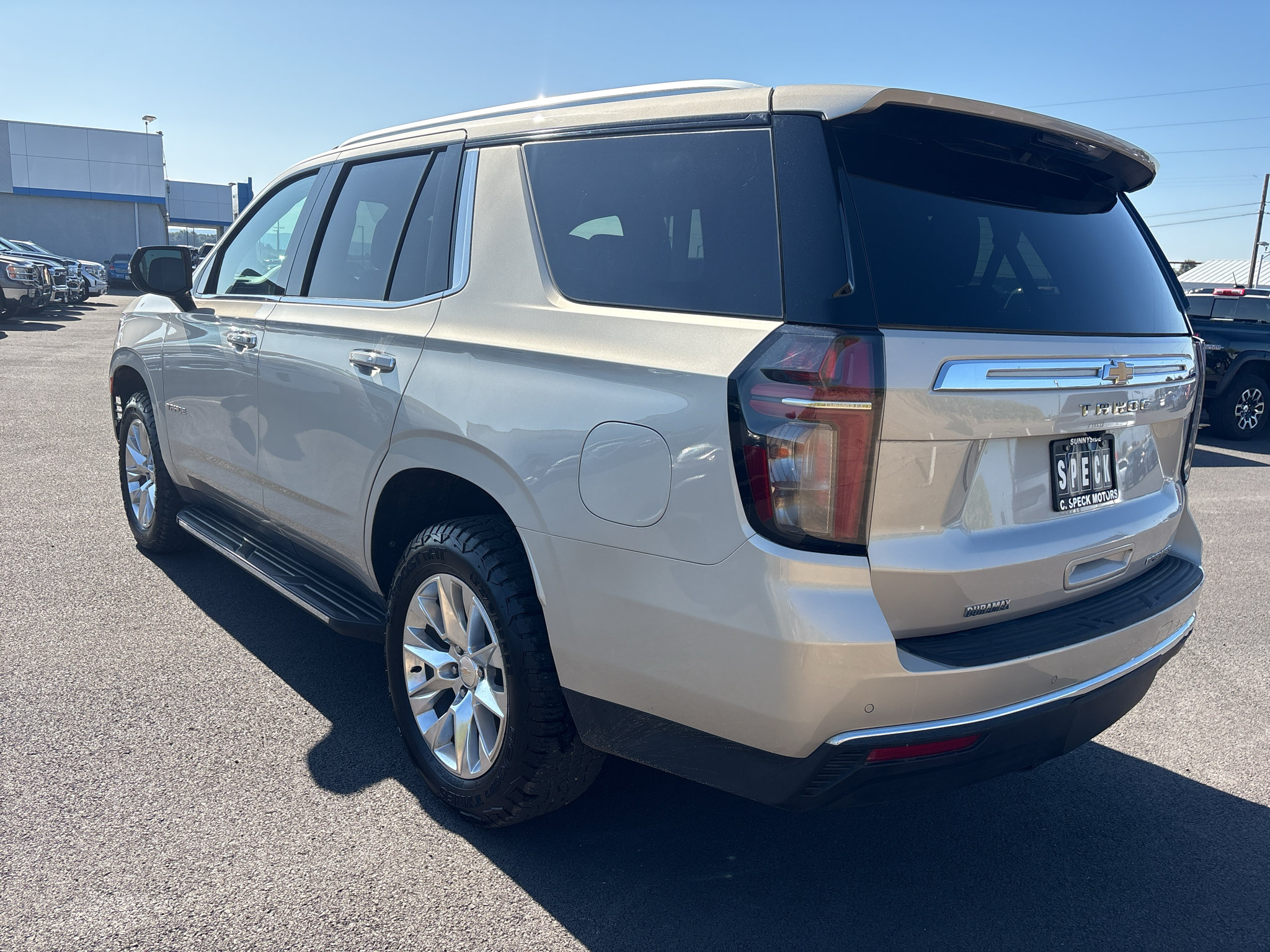 Used 2023 Chevrolet Tahoe Premier AWD/4WD image 3