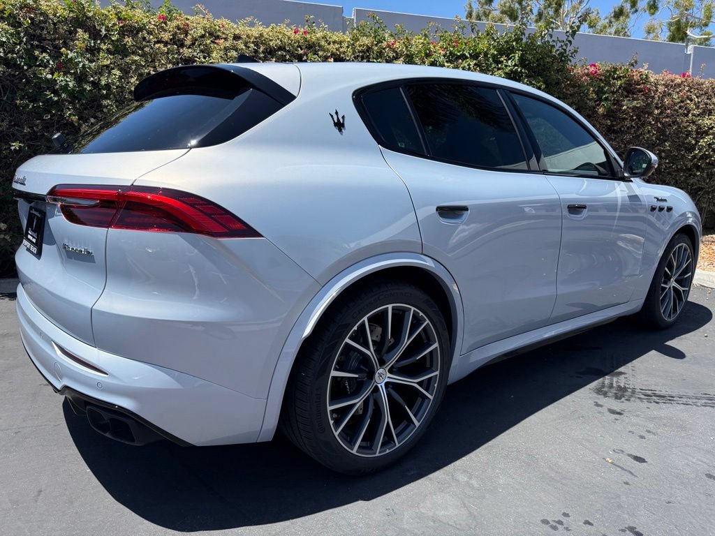 New 2026 Maserati Grecale Modena AWD/4WD image 3