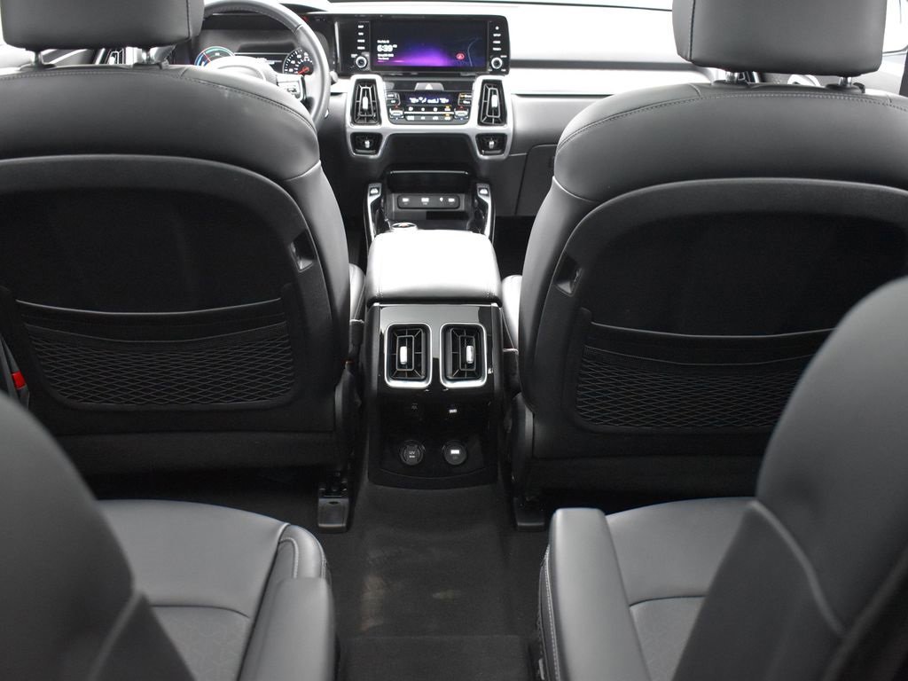 Used 2022 Kia Sorento SX w/ Panoramic Sunroof Package image 28