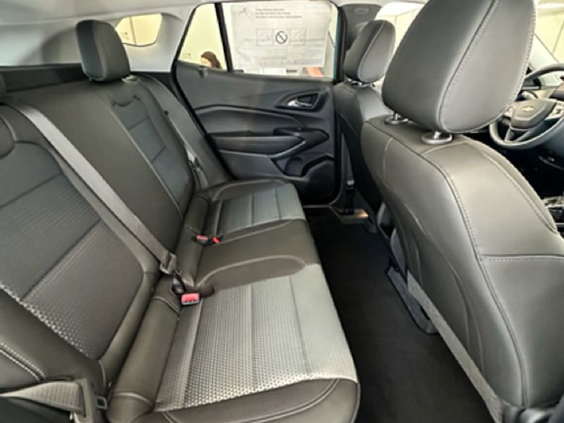 New 2026 Chevrolet Trax LT image 13